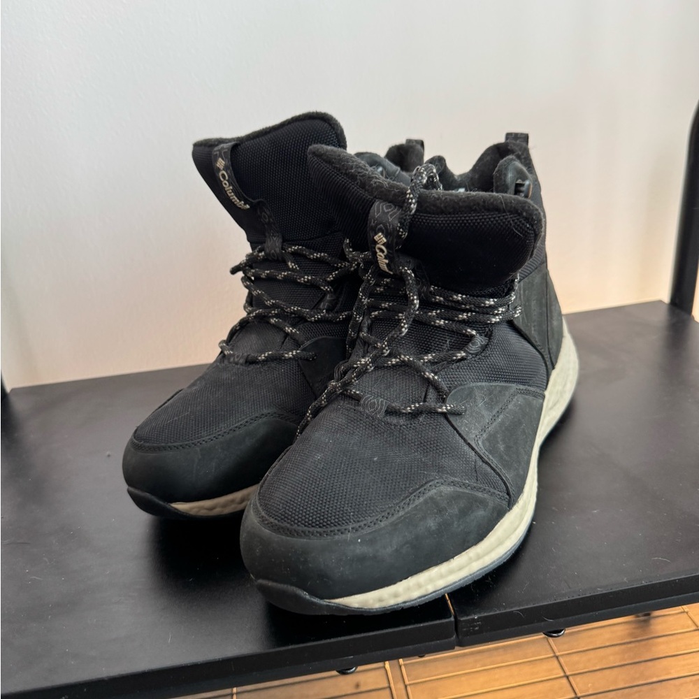Black Hiking Shoes